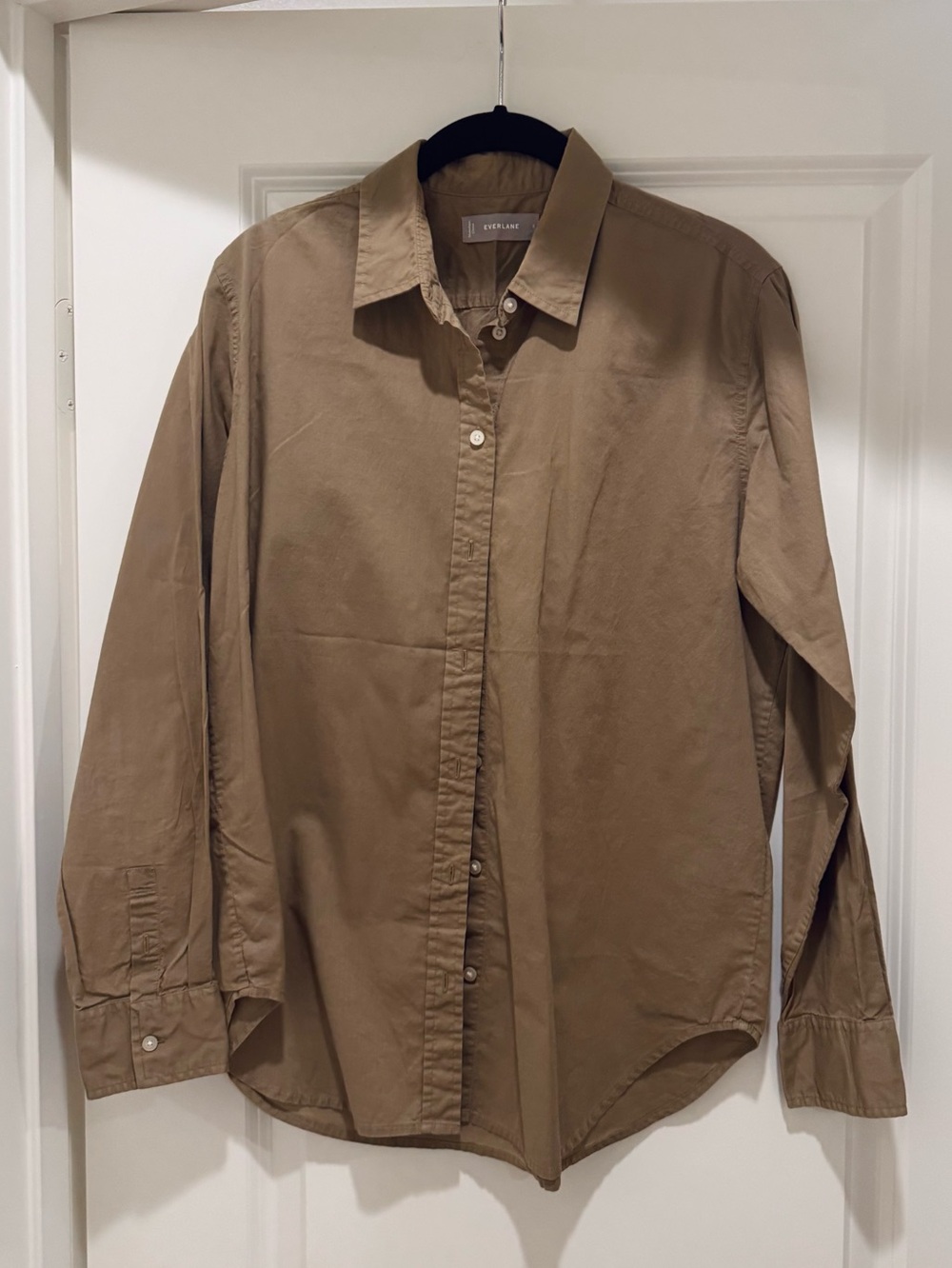 Everlane Women’s Long-Sleeve Button-Down Shirt in Olive Khaki Size 6
